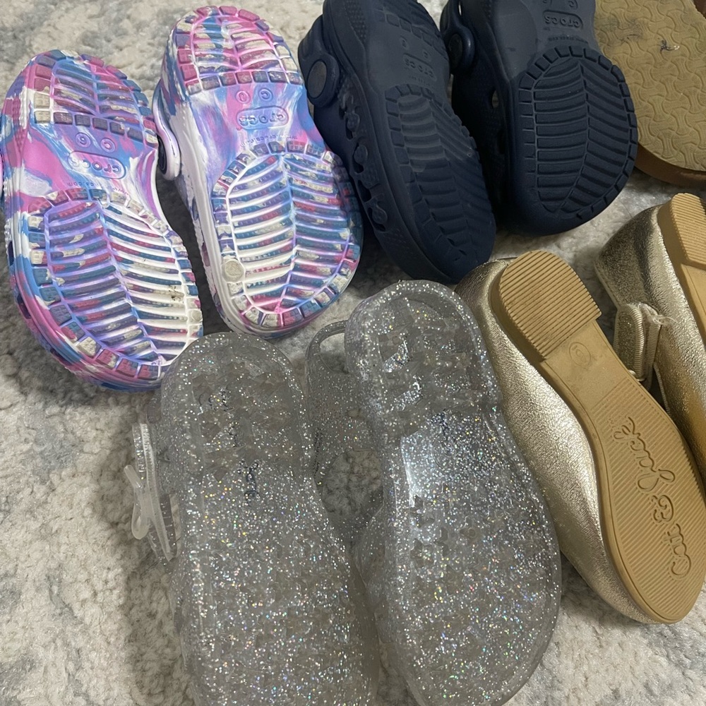 Gold Mary Jane Kids Shoes - Picture 3 of 6